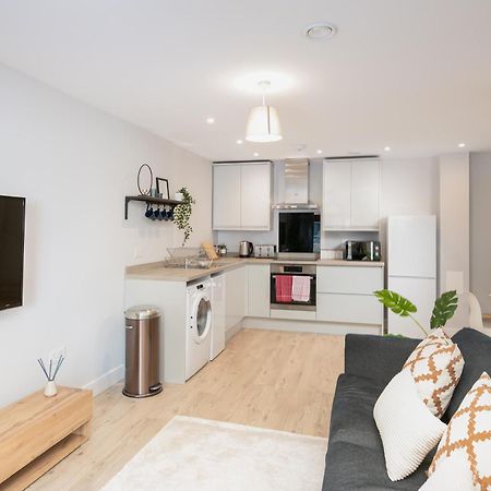 Wesley Gate Apartments - By Hostly Reading Exteriör bild