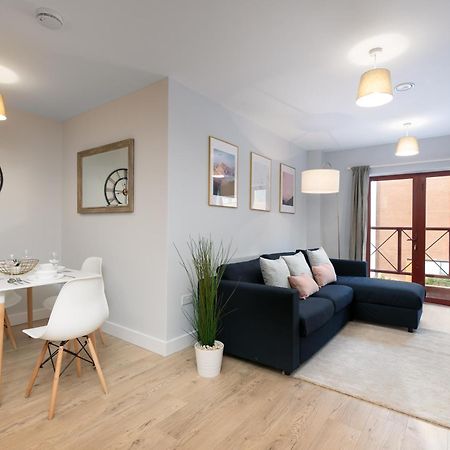 Wesley Gate Apartments - By Hostly Reading Exteriör bild