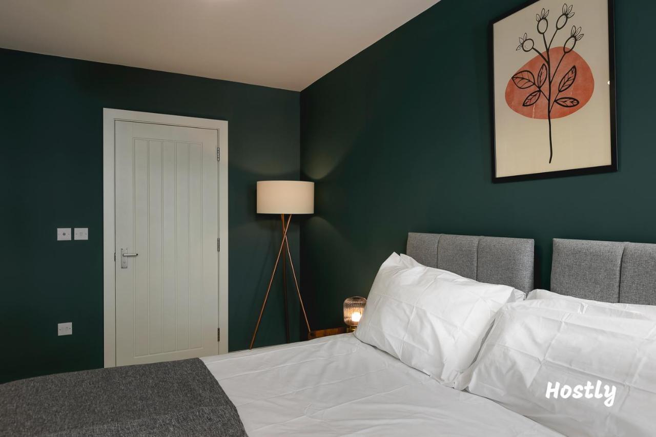 Wesley Gate Apartments - By Hostly Reading Exteriör bild