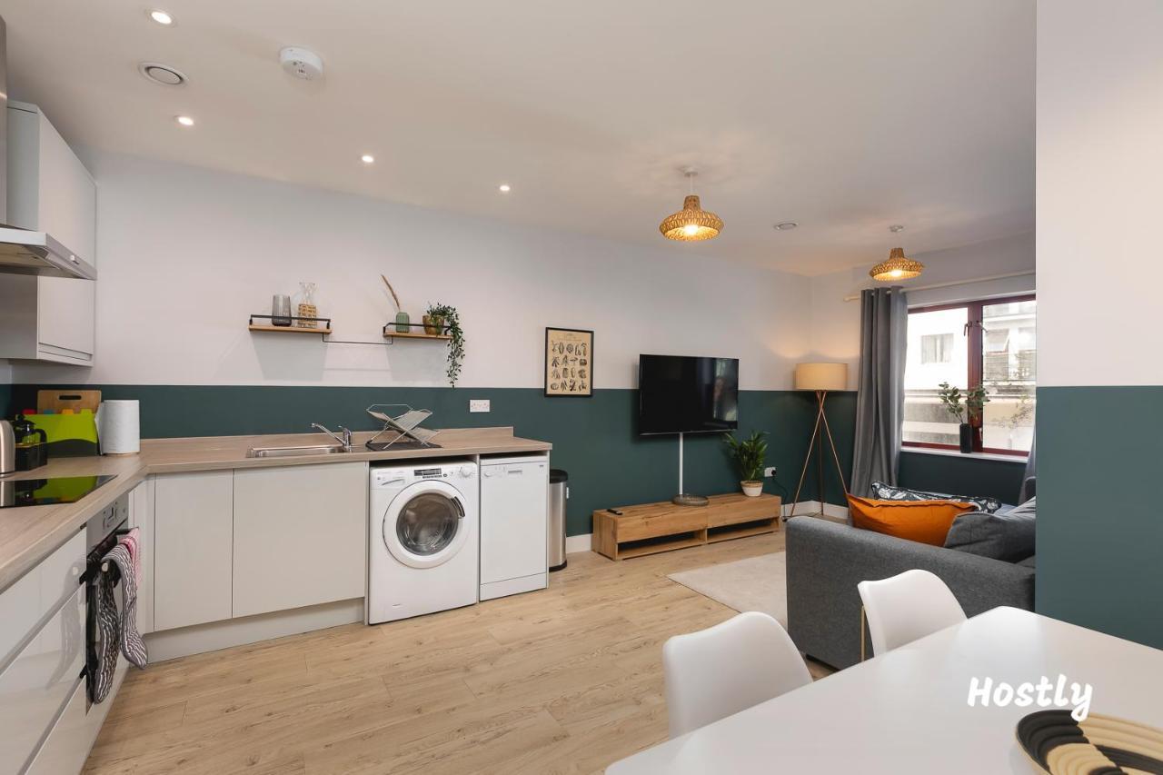 Wesley Gate Apartments - By Hostly Reading Exteriör bild
