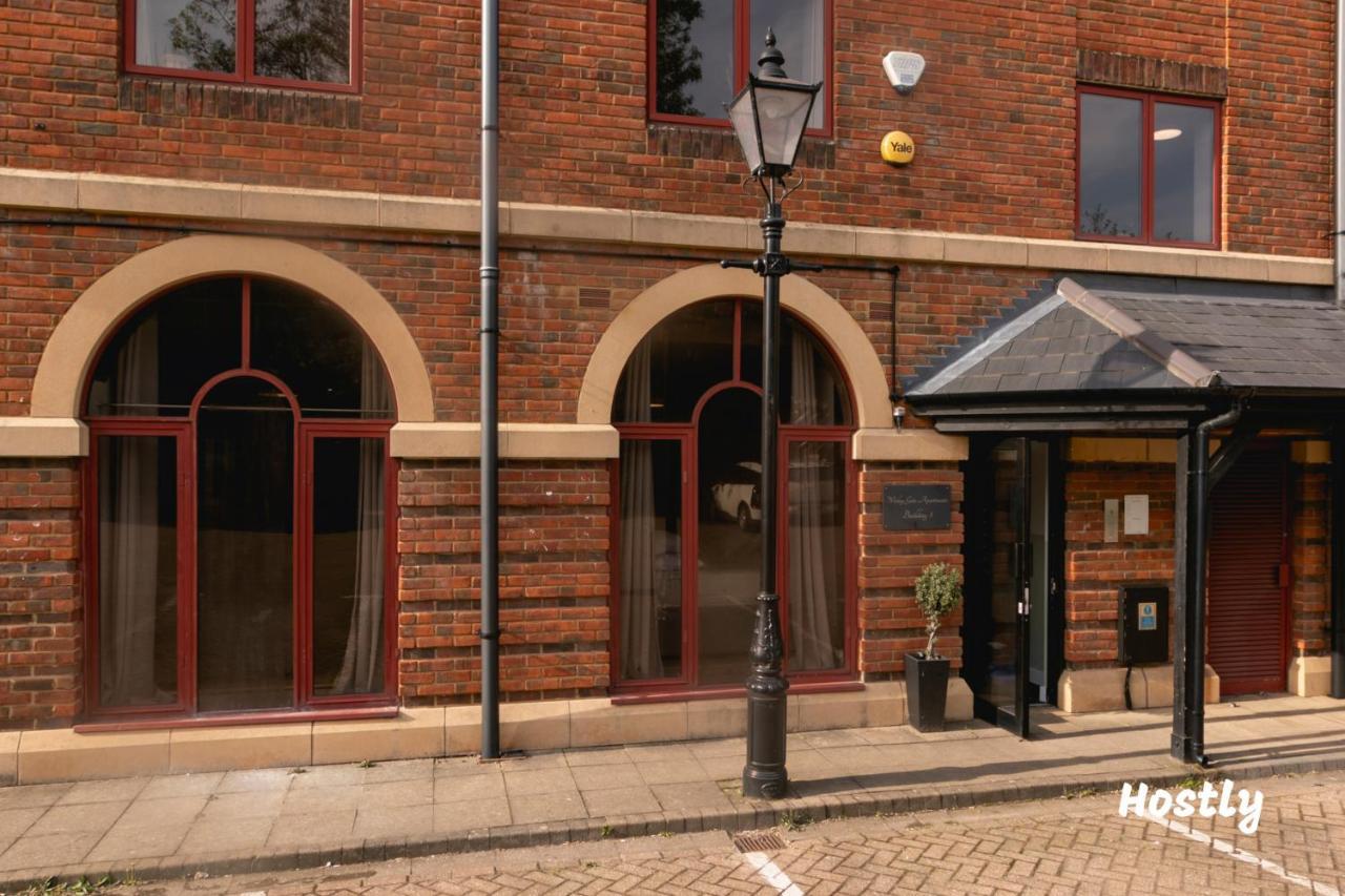 Wesley Gate Apartments - By Hostly Reading Exteriör bild