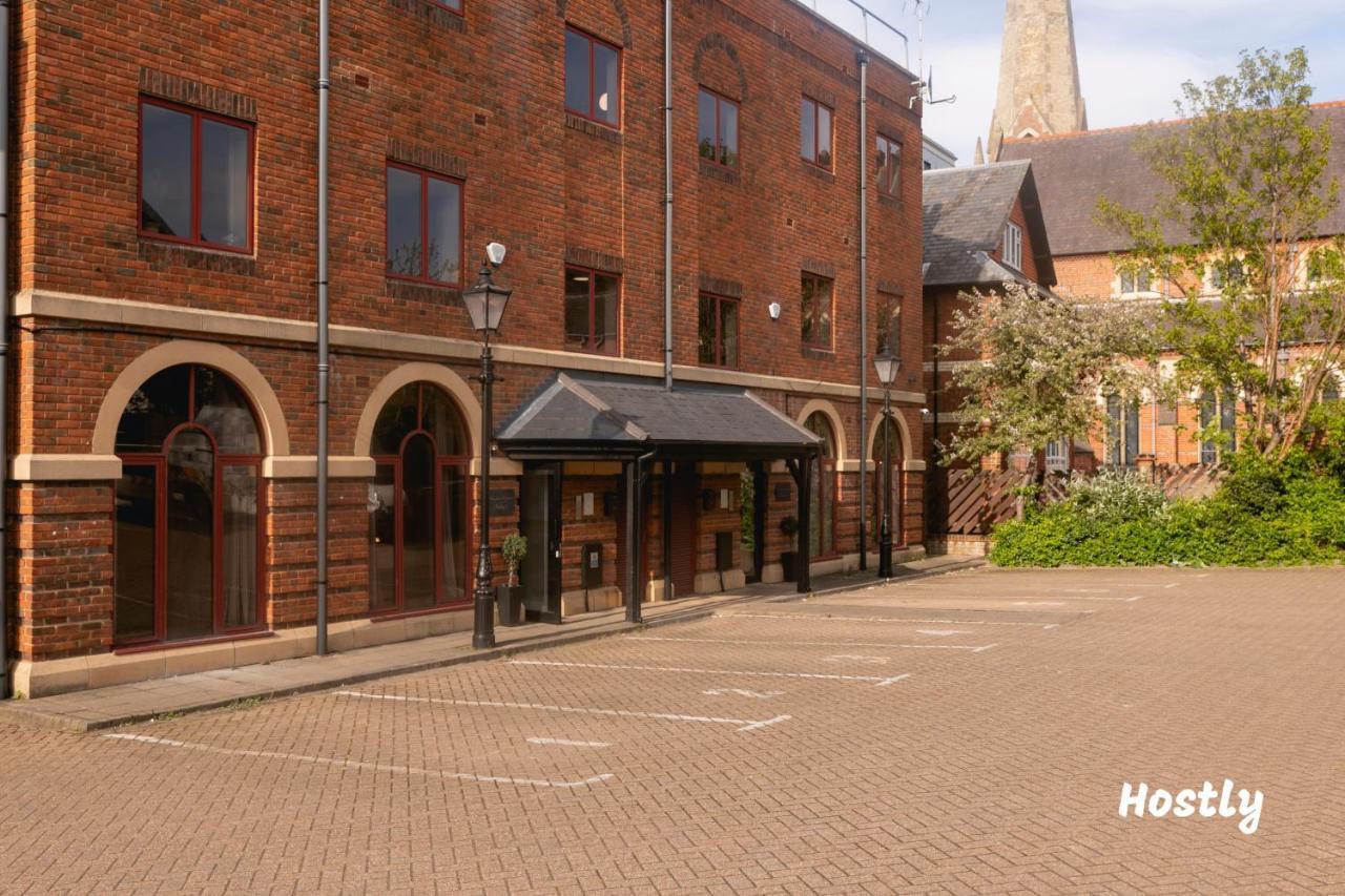 Wesley Gate Apartments - By Hostly Reading Exteriör bild