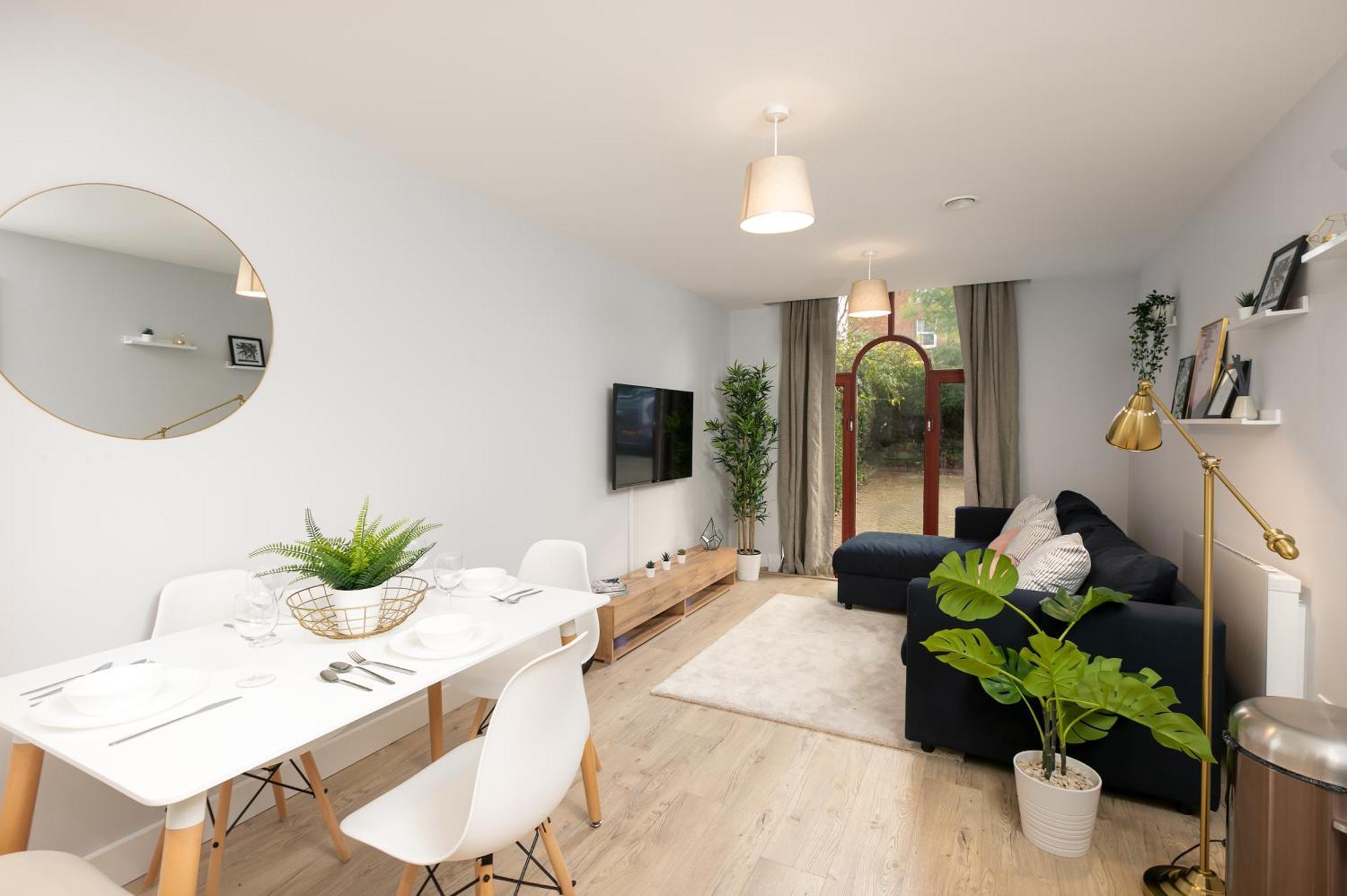 Wesley Gate Apartments - By Hostly Reading Exteriör bild