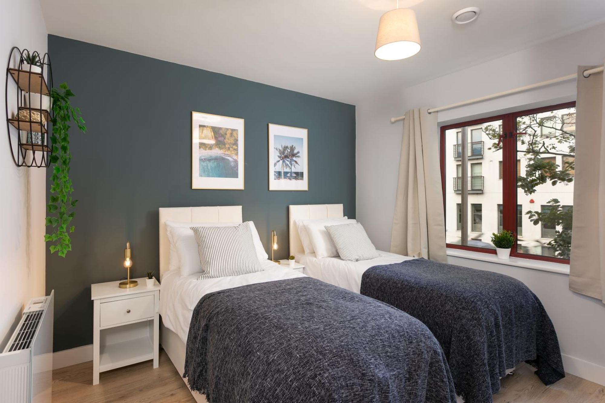 Wesley Gate Apartments - By Hostly Reading Exteriör bild